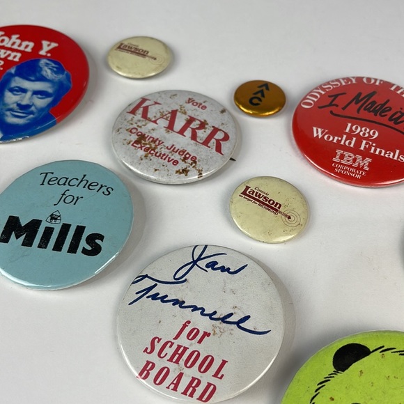 Lot of Vintage Button Pins (qty 12) - Picture 3 of 7